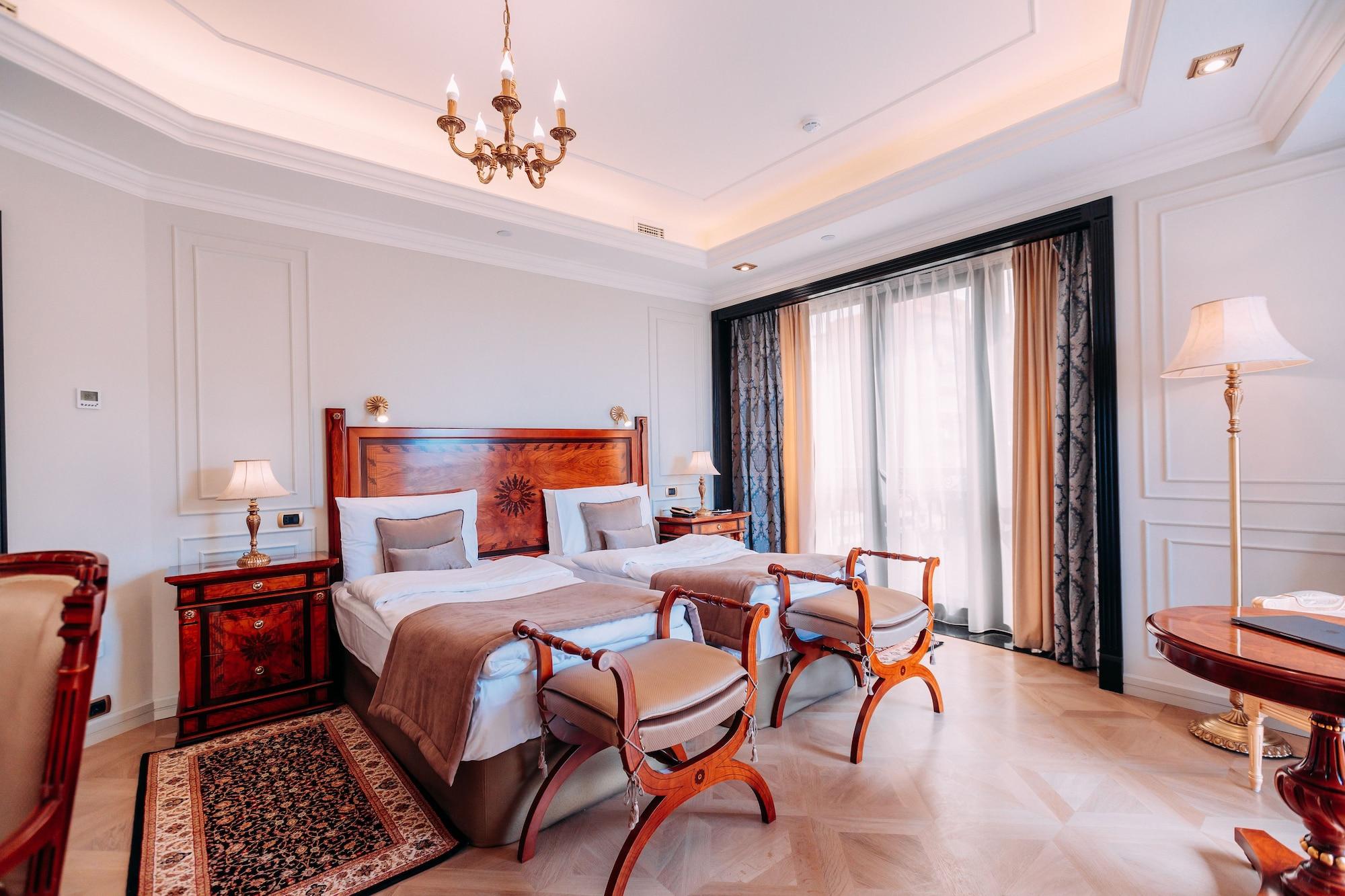 Golden Palace Hotel Yerevan Exterior foto